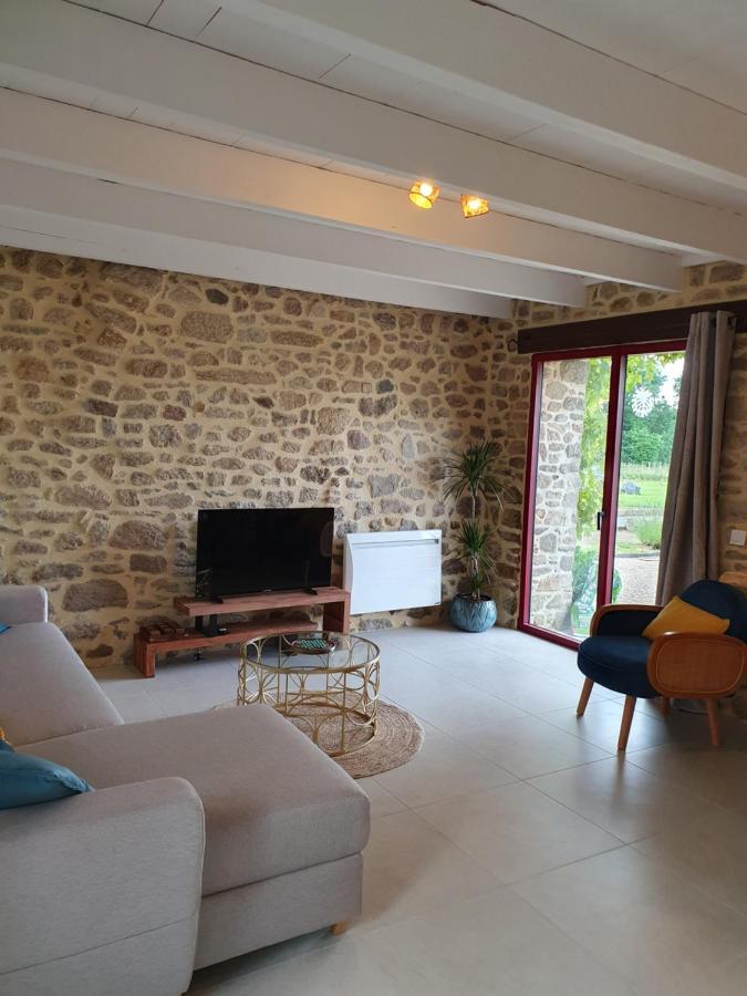 Вилла Le Domaine De La Petite Chevre Ploumagoar Экстерьер фото